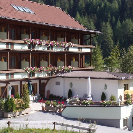 Hotel Garni Hainbacherhof Sölden Exteriör bild