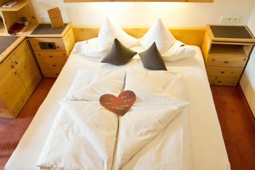 Hotel Garni Hainbacherhof Sölden Rum bild